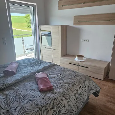 Apartment 130qm Galerie Neubau *